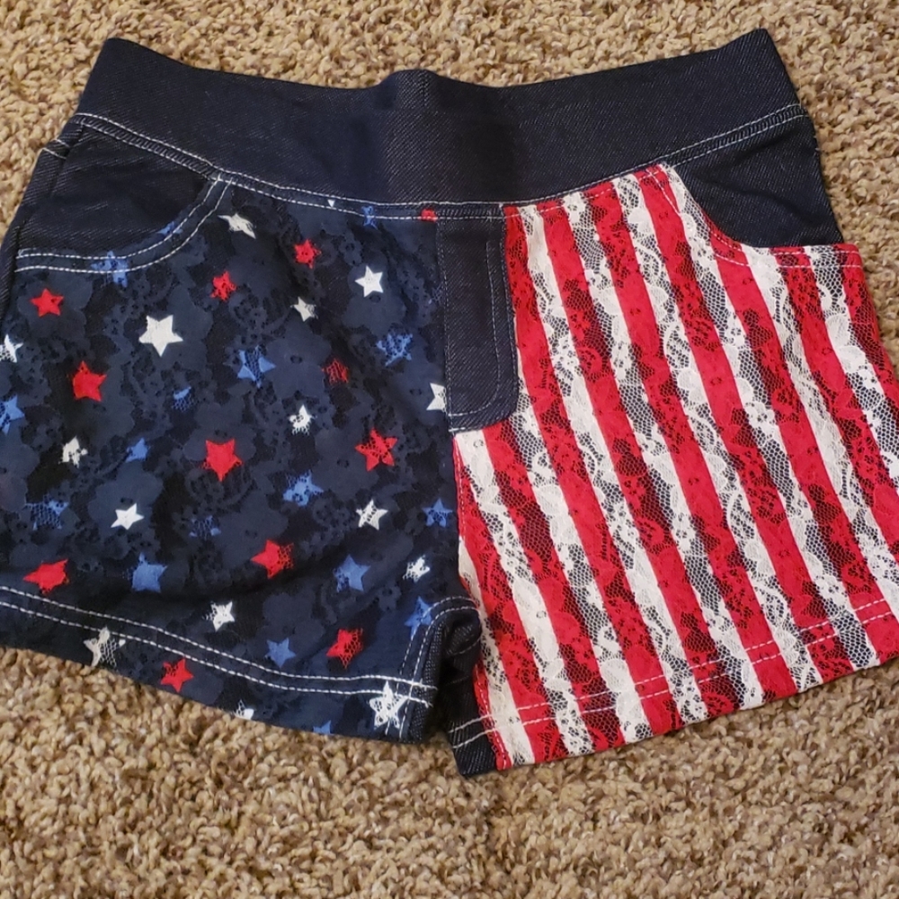 American Flag shorts, size large 10-12